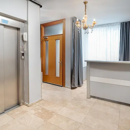 Apartmanhotel Urban Quarters - Guemuessuyu 3*