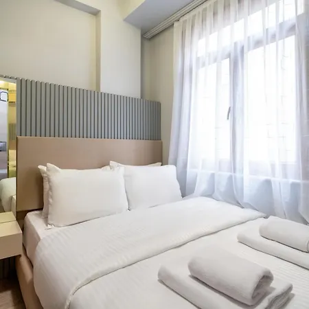 Apartmanhotel Urban Quarters - Guemuessuyu