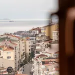 Urban Quarters - Guemuessuyu Apartahotel Estambul