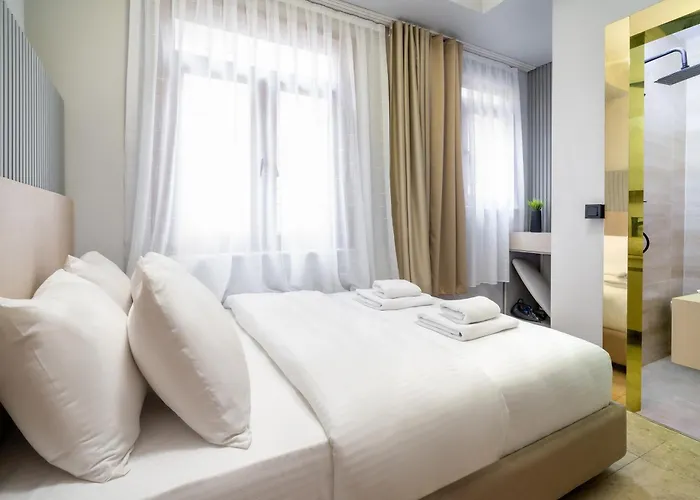 Urban Quarters - Guemuessuyu Aparthotel 3*