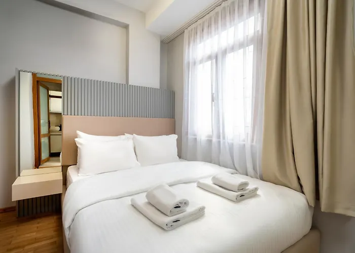 Aparthotel Urban Quarters - Guemuessuyu