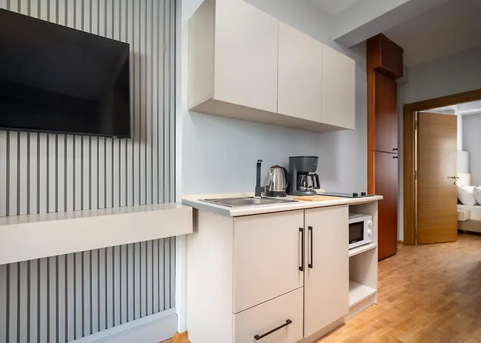 Urban Quarters - Guemuessuyu Aparthotel 3*