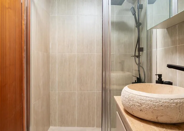 Urban Quarters - Guemuessuyu 3*