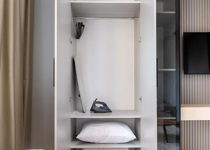 Aparthotel Urban Quarters - Guemuessuyu 3*