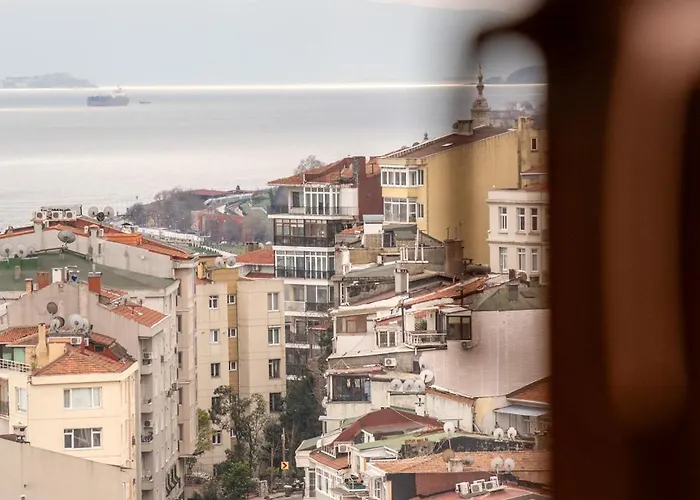 Urban Quarters - Guemuessuyu Aparthotel Istanbul