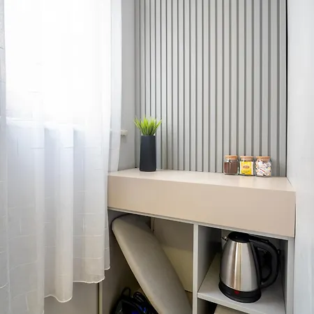 Urban Quarters - Guemuessuyu Aparthotel