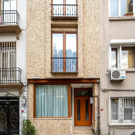 Urban Quarters - Guemuessuyu 3*